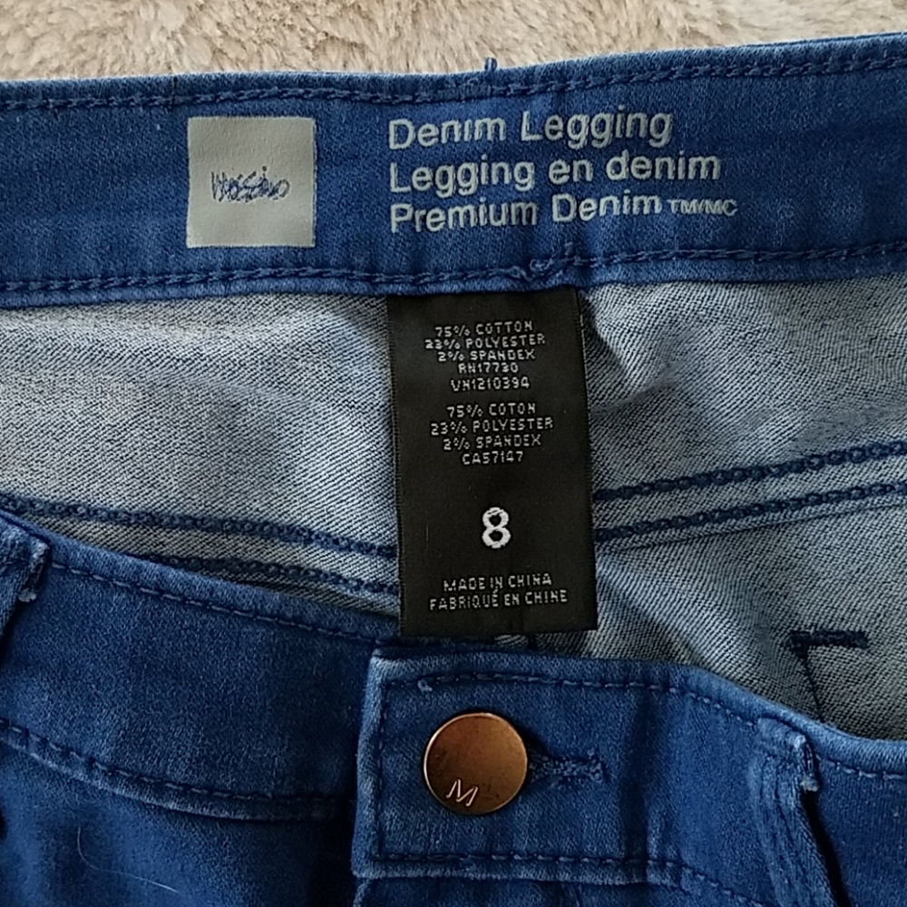 Jeans - Picture 2 of 3